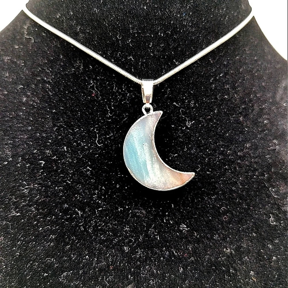 381MIDALANE Adjustable Amazonite Moon Necklace